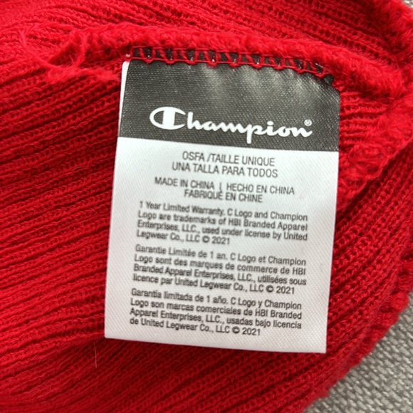 NWOT Champion Beanie - Picture 3 of 3